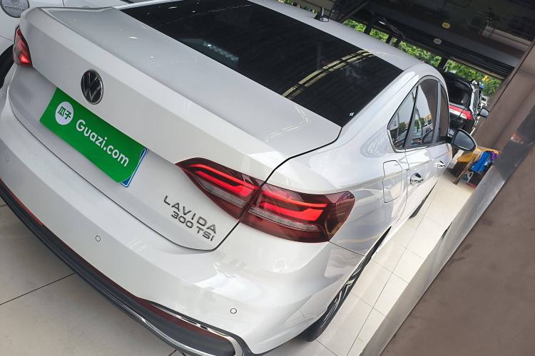 Used Volkswagen Lavida 2023 300TSI DSG Full-Comfort Edition