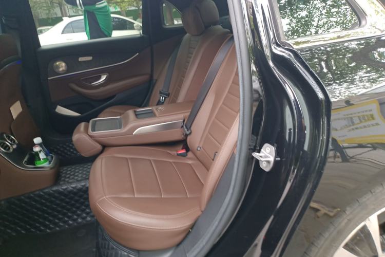 Used Mercedes-Benz E-Class New Energy 2022 Second Facelift E 350 e L Plug-in Hybrid Sports Sedan Left Rear Seat