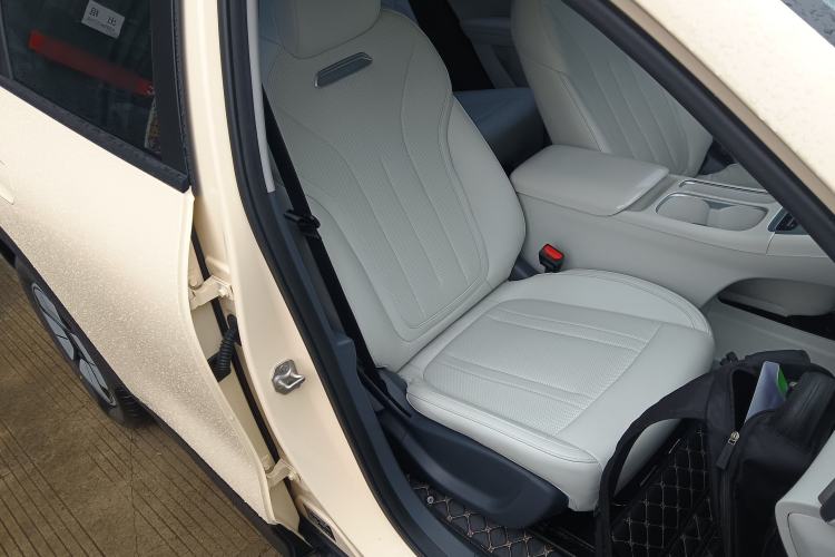 Used Geely Galaxy Geome 2025 410 km Free Version