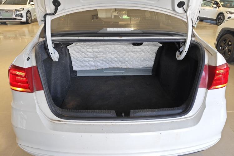 Used Volkswagen Santana 2021 1.5L Automatic Fashion Edition Trunk