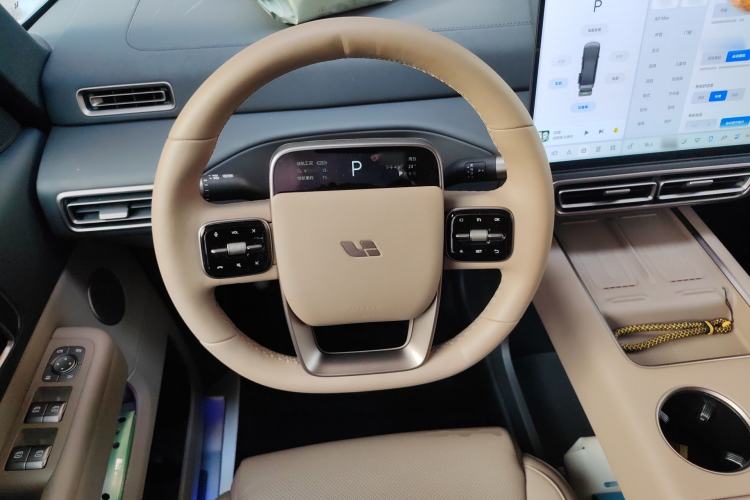 Used Li Auto MEGA 2025 Home Family Special Edition