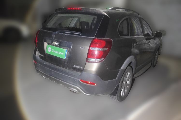 Used Chevrolet Captiva 2015 2.4L 4x4 Flagship Edition 7-Seater Rear Right 45 Deg