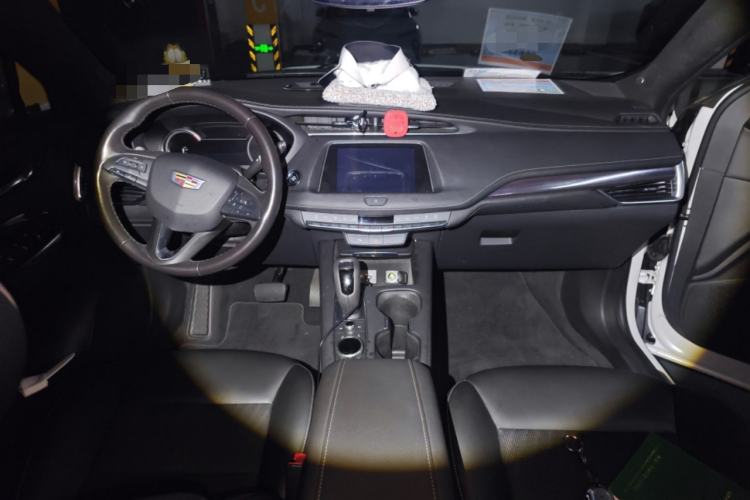 Used Cadillac XT4 2018 28T Two-Wheel Drive Tech Version