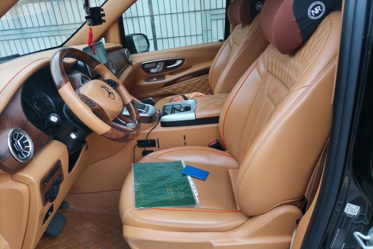 Used Mercedes-Benz Vito 2021 2.0T Business Version 7 Seats Left Front Seat