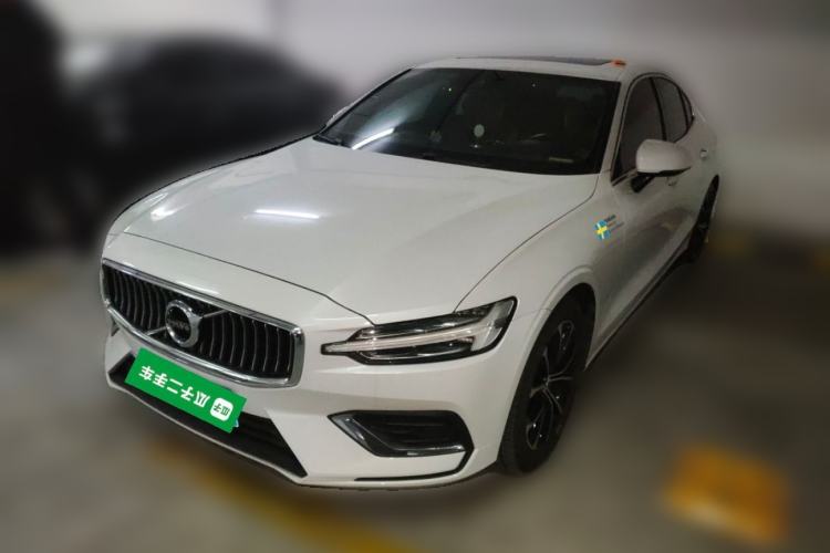 Used Volvo S60 2020 T4 Zhiyi Luxury Edition