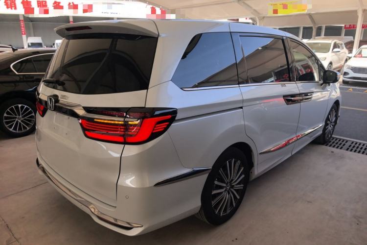 Used Honda Elysion 2024 2.0L eHEV Luxury Edition