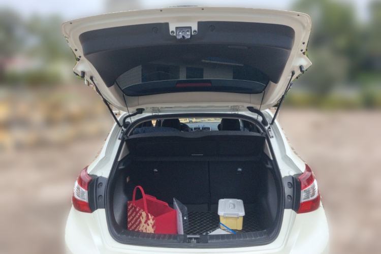 Used Nissan Tiida 2023 1.6L CVT Smart Drive Version