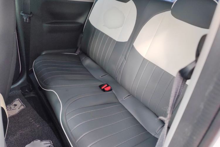 Used Geely Galaxy Panda 2025 210km Panda Rider Left Rear Seat