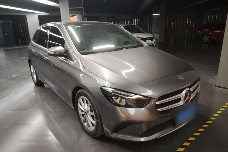 Used Mercedes-Benz B-Class 2022 Updated B 200 Fashion Edition
