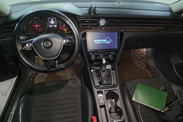 Used Volkswagen Magotan 2017 330TSI DSG Luxury Model