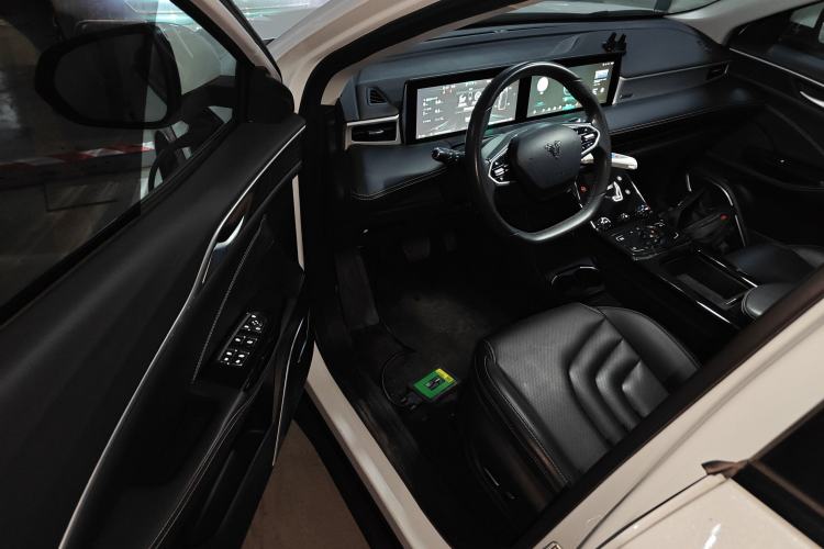 Used NETA U 2022 Zhi400 Pro Ternary Lithium