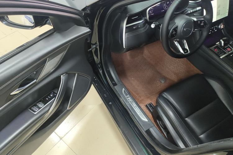 Used Jaguar XFL 2019 XFL 2.0T 250 PS Four-Wheel Drive Luxury Edition
