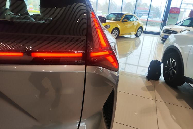 Used Geely Auto Emgrand X7 Sport 2026 Model 1.5TD Joyful
