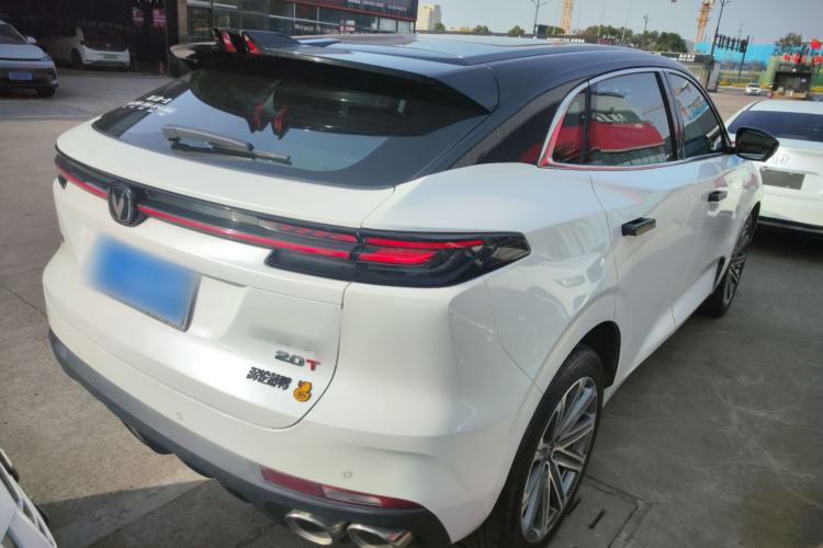 Used Changan UNI-K 2023 2.0T Two-Wheel Drive Yue Ling Trim