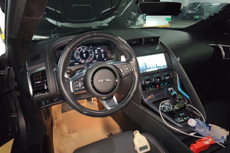 Used Jaguar F-TYPE 2021 P300 Rear-Drive Hardtop Version Center Console