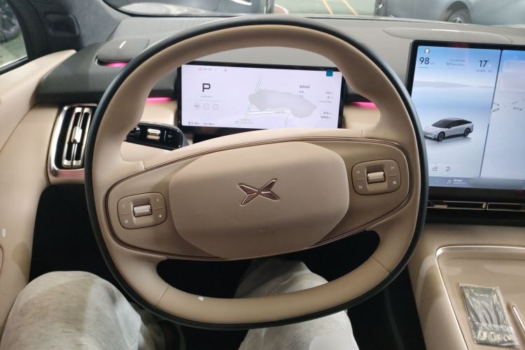 Used XPeng P7+ 2024 Long-Range Max Steering Wheel