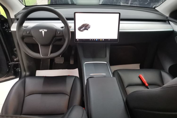 Used Tesla Model Y 2024 Rear-Wheel-Drive Version Center Console