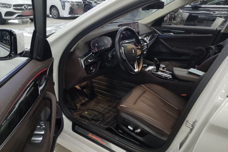 Used BMW 5 Series 2021 525Li Luxury Package