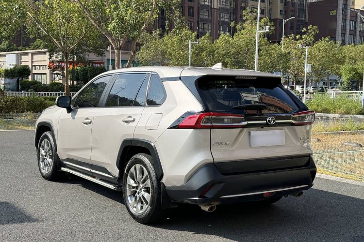 Used Toyota Wildlander 2021 2.0L CVT 4x4 Luxury Edition