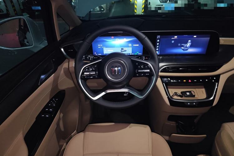 Used Buick GL8 New Energy 2025 Lu Shang Luxury Edition 7-Seater