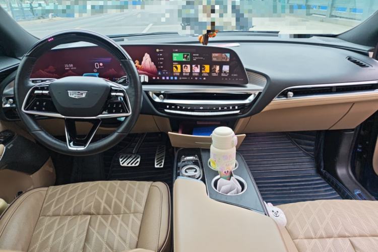 Used Cadillac LYRIQ 2022 Four-Wheel-Drive High-Performance Deluxe Edition