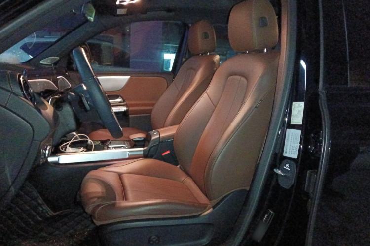 Used Mercedes-Benz GLB 2023 GLB 200 Dynamic Edition Left Front Seat