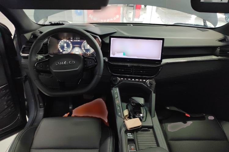 Used Lynk & Co 06 2023 Remix 1.5T JinPro Center Console