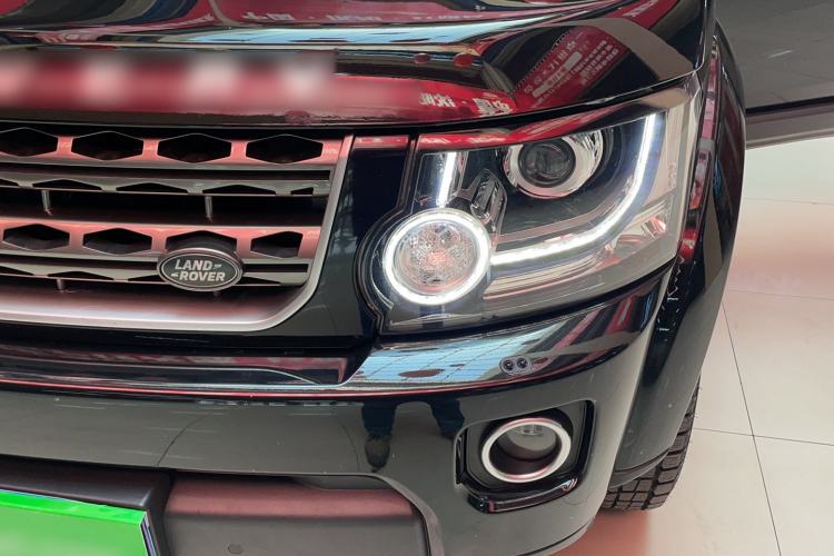 Used Land Rover Discovery 2016 3.0 SC Obsidian Black Heritage Edition SE
