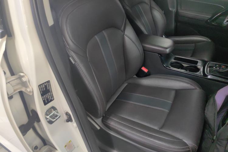 Used GAC Trumpchi GS4 2019 270T Automatic Two-Wheel Drive Elite Edition Right Front Seat