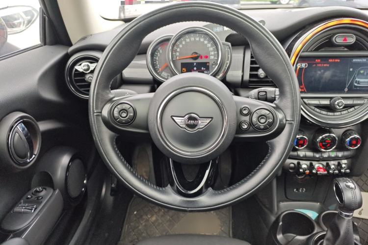 Used MINI 2016 1.5T COOPER Avant-Garde Steering Wheel