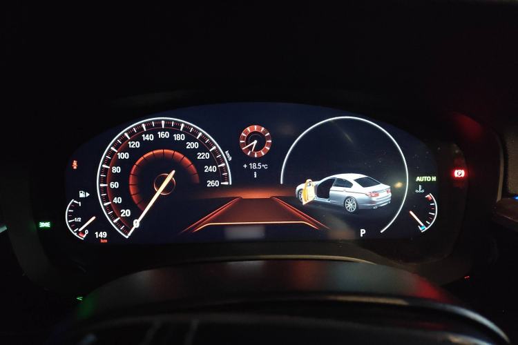 Used BMW 5 Series 2019 Facelifted 530Li Luxury Edition Premium Package
