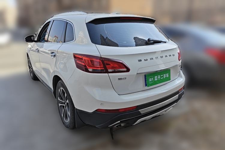 Used BORGWARD BX7 2016 28T Two-Wheel Drive Luxury Version 5 Seats
