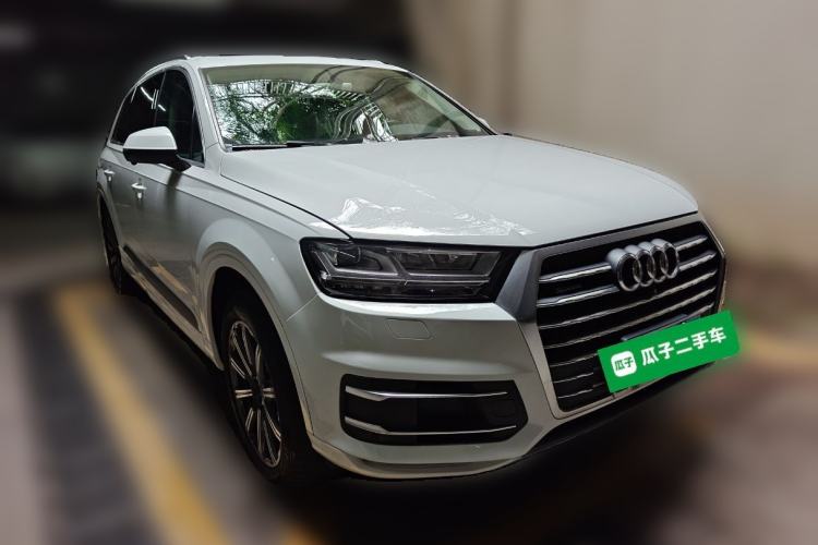 Used Audi Q7 
