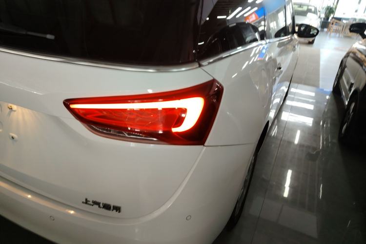 Used Buick GL6 2018 18T 6-Seater Elite Model
