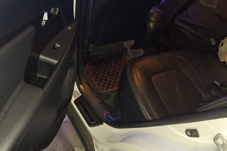 Used Kia Sportage R 2014 2.0L Automatic Two-Wheel Drive DLX
