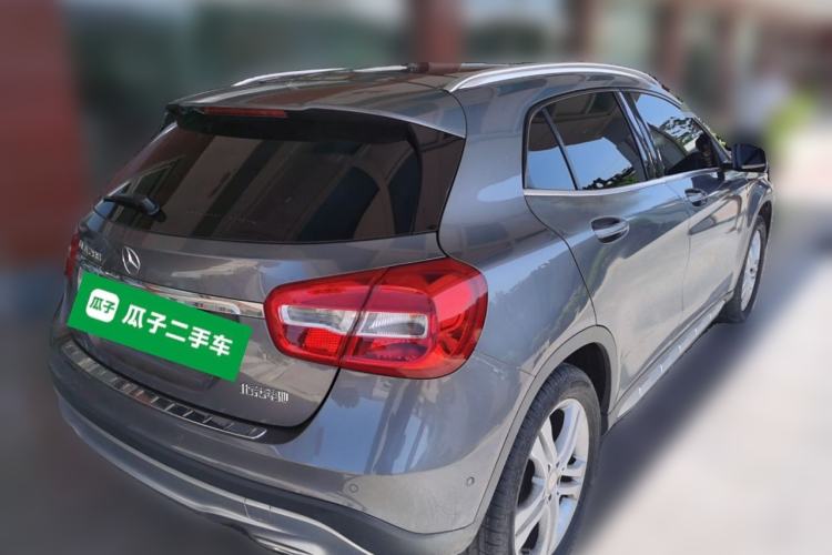 Used Mercedes-Benz GLA 2016 GLA 200 Fashion Model Rear Right 45 Deg