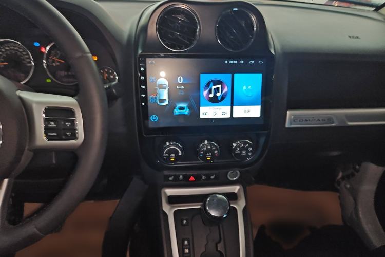 Used Jeep Compass 2014 2.0L two-wheel drive luxury version