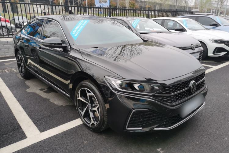 Used Volkswagen Passat 2024 380TSI Starry Dragon Edition