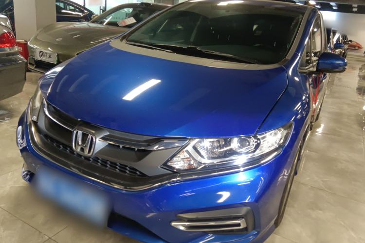Used Honda Jade 2017 1.8L automatic Comfort version 5 seats