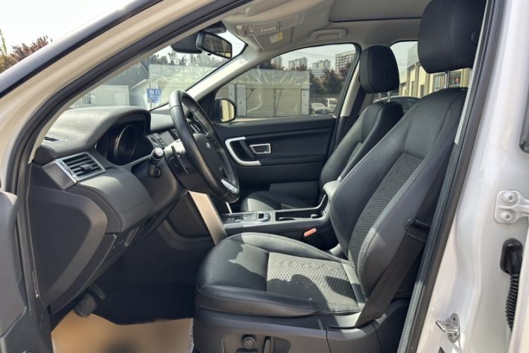 Used Land Rover Discovery Sport 2019 240 PS PURE Edition China V Standard