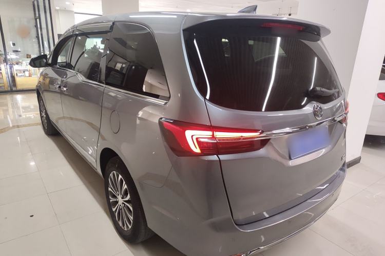 Used Buick GL8 2021 Land Cruiser Executive Class 652T Luxury Model