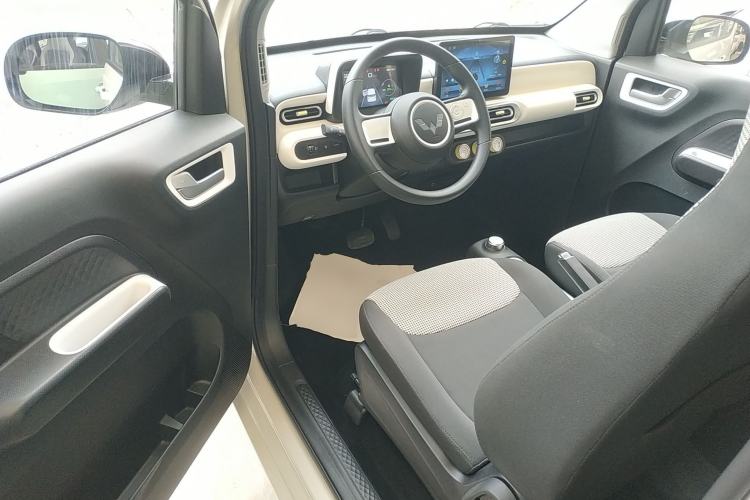 Used Wuling Hongguang MINIEV 2024 3rd Generation 215km Youth Edition