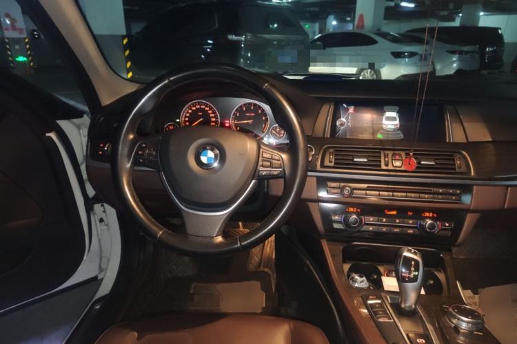 Used BMW 5 Series 2014 525Li Luxury Design Package