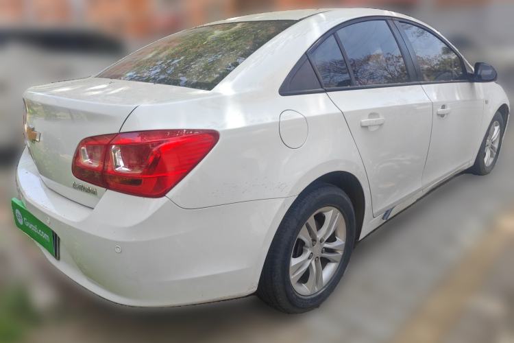 Used Chevrolet Cruze 2015 1.5L Classic SE MT Rear Right 45 Deg