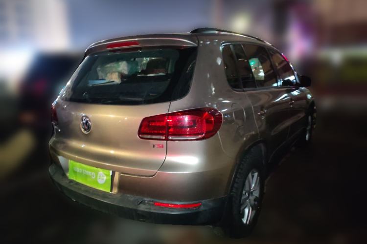 Used Volkswagen Tiguan 2015 1.8TSI Automatic Two-Wheel Drive Trend Edition Rear Right 45 Deg