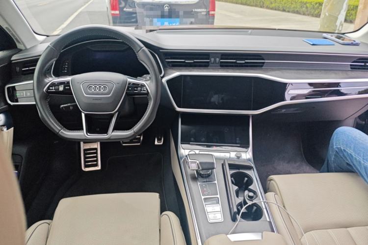 Used Audi A6 2020 allroad quattro Explorer 55 TFSI Prestige Off-Road Model
