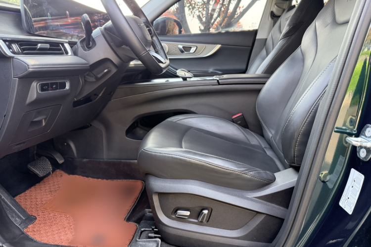 Used Chery Tiggo 8 PRO 2022 290T Two-Wheel Drive Sky Dome Edition 5 Seats Interior 2