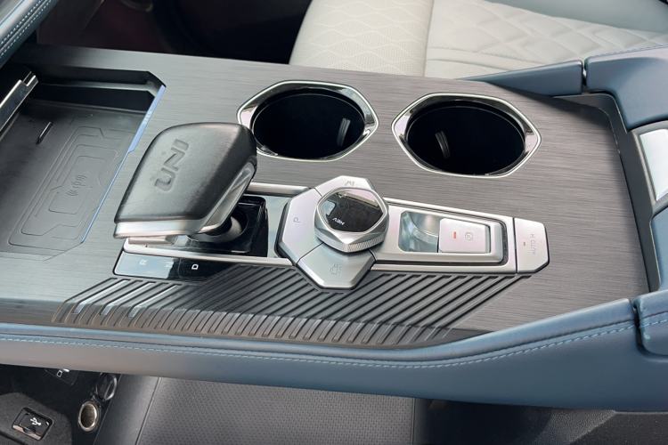 Used CHANGAN UNI-K iDD 2022 Blue Whale iDD 130km 1.5T Prestige Model Gear Lever