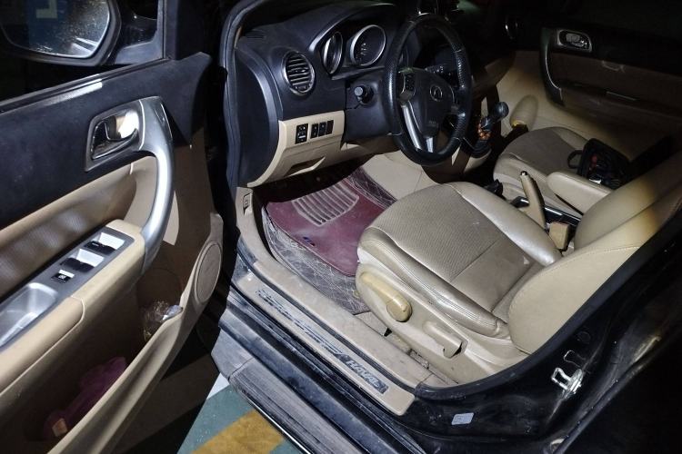 Used Haval H6 2011 2.0L Manual Two-Wheel Drive Elite Version