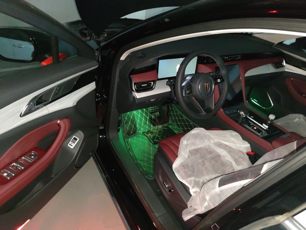 Hongqi H5 PHEV 2025 130 Super Hybrid Version — снимка 16